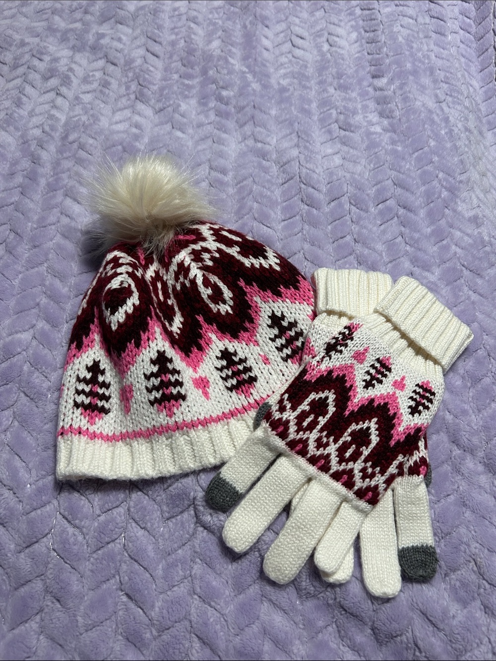 Hat and Glove Set